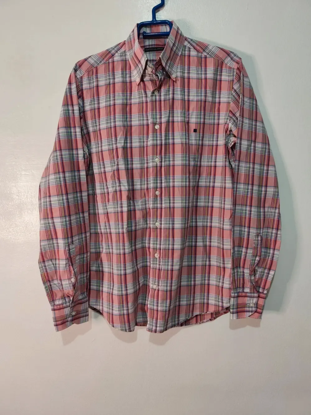 Camisa manga larga a cuadros Purificación García talla 3 equivale a una M sirve para S ver medidas