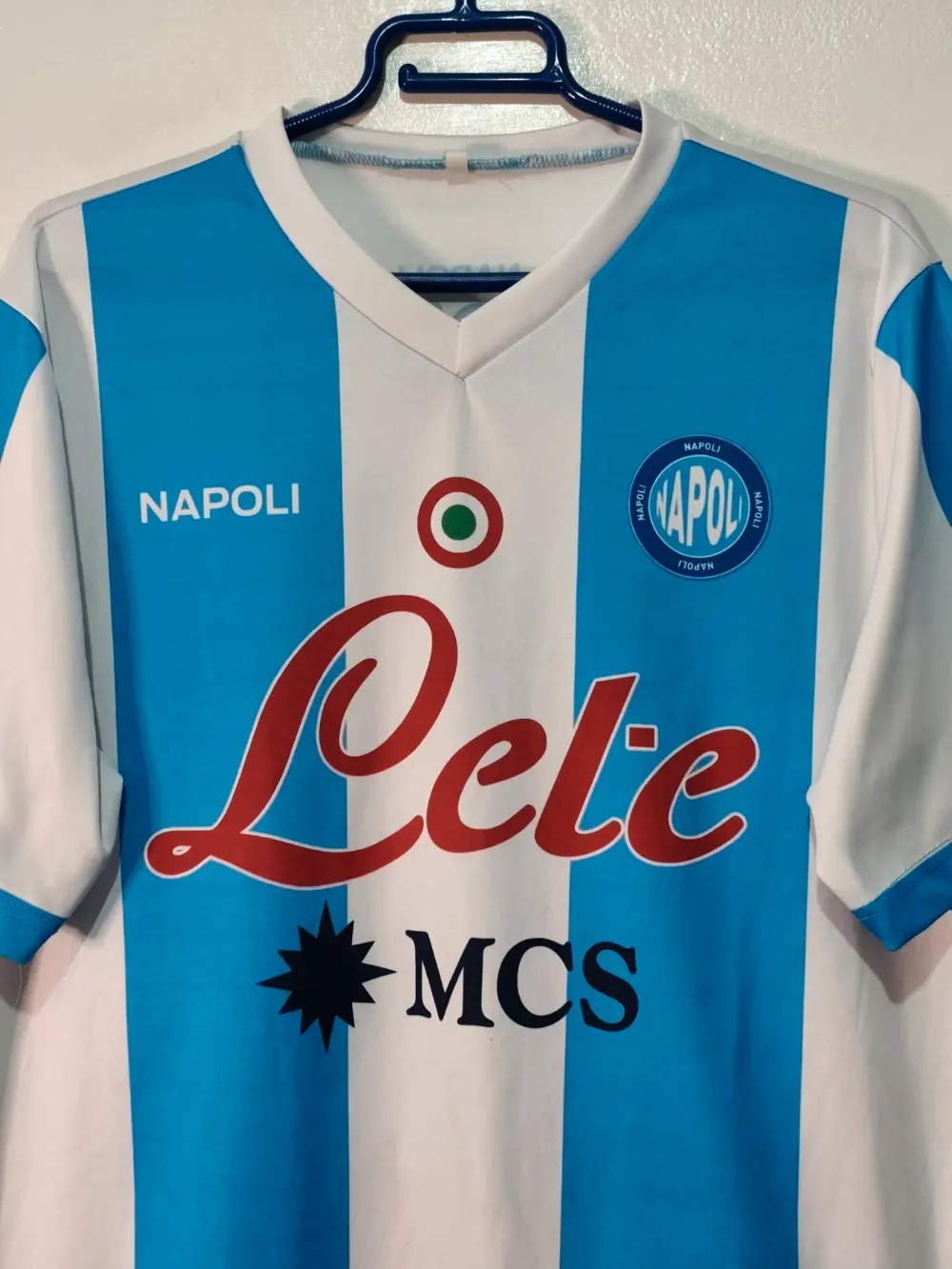 Camiseta Maradona Napoli talla L sirve para M ver medidas, foto 2