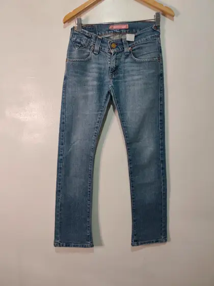 Levi's 504 slouch straight low rise vintage w0 talla XS sirve para S ver medidas