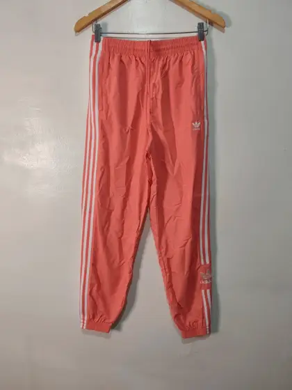 Pantalón adidas originals coral primegreen talla S