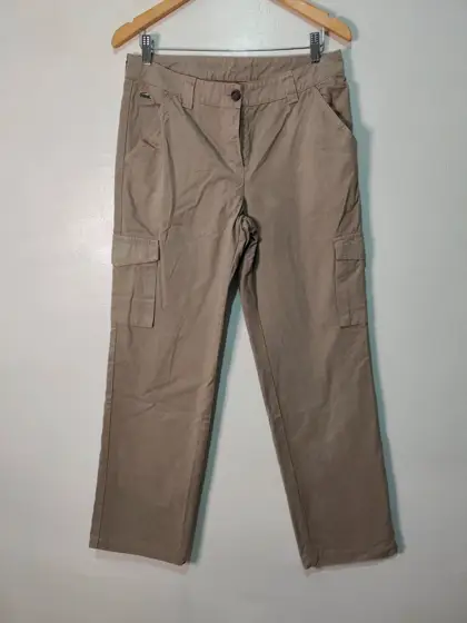 Pantalón Cargo Lacoste Beis para Mujer Talla 42 ver medidas