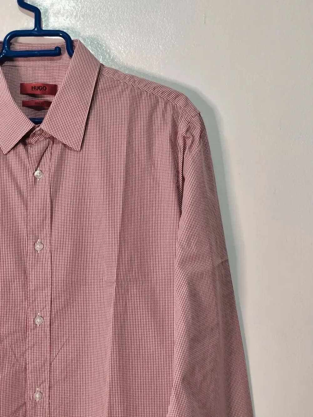 Camisa manga larga Hugo Boss slim fit cuadrito vichy burdeos talla L, foto 4