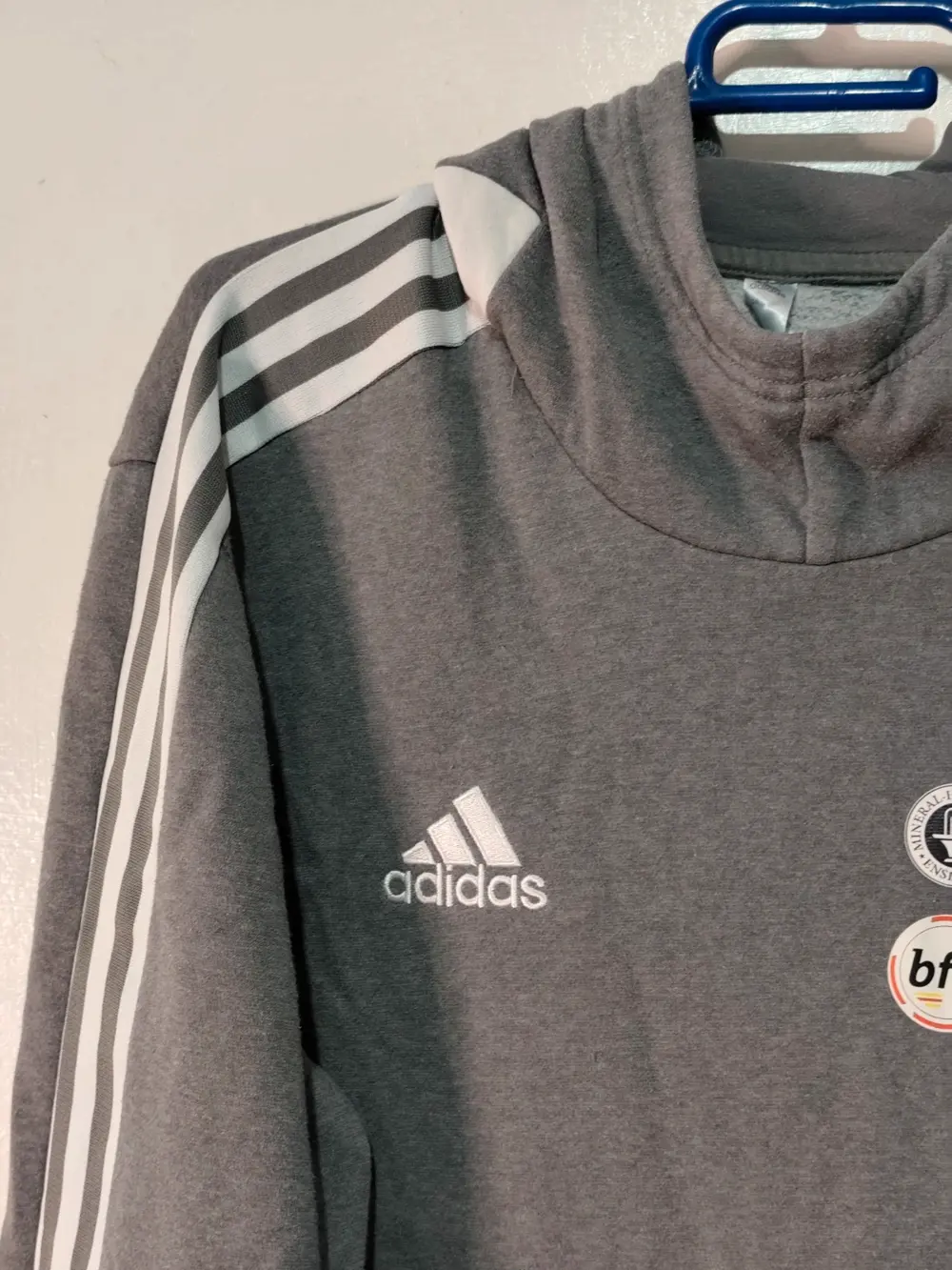 Sudadera con capucha Adidas badischer fußballverband bfv ensinger gris con capucha talla L, foto 5