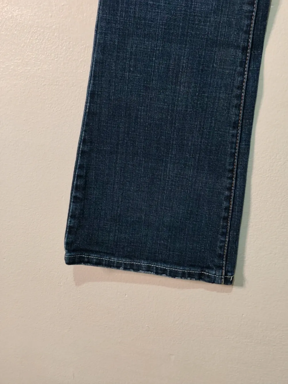 Pantalón vaquero Levi's superlow 518 boot cut azul oscuro tiro bajo y2k talla 5s, foto 2