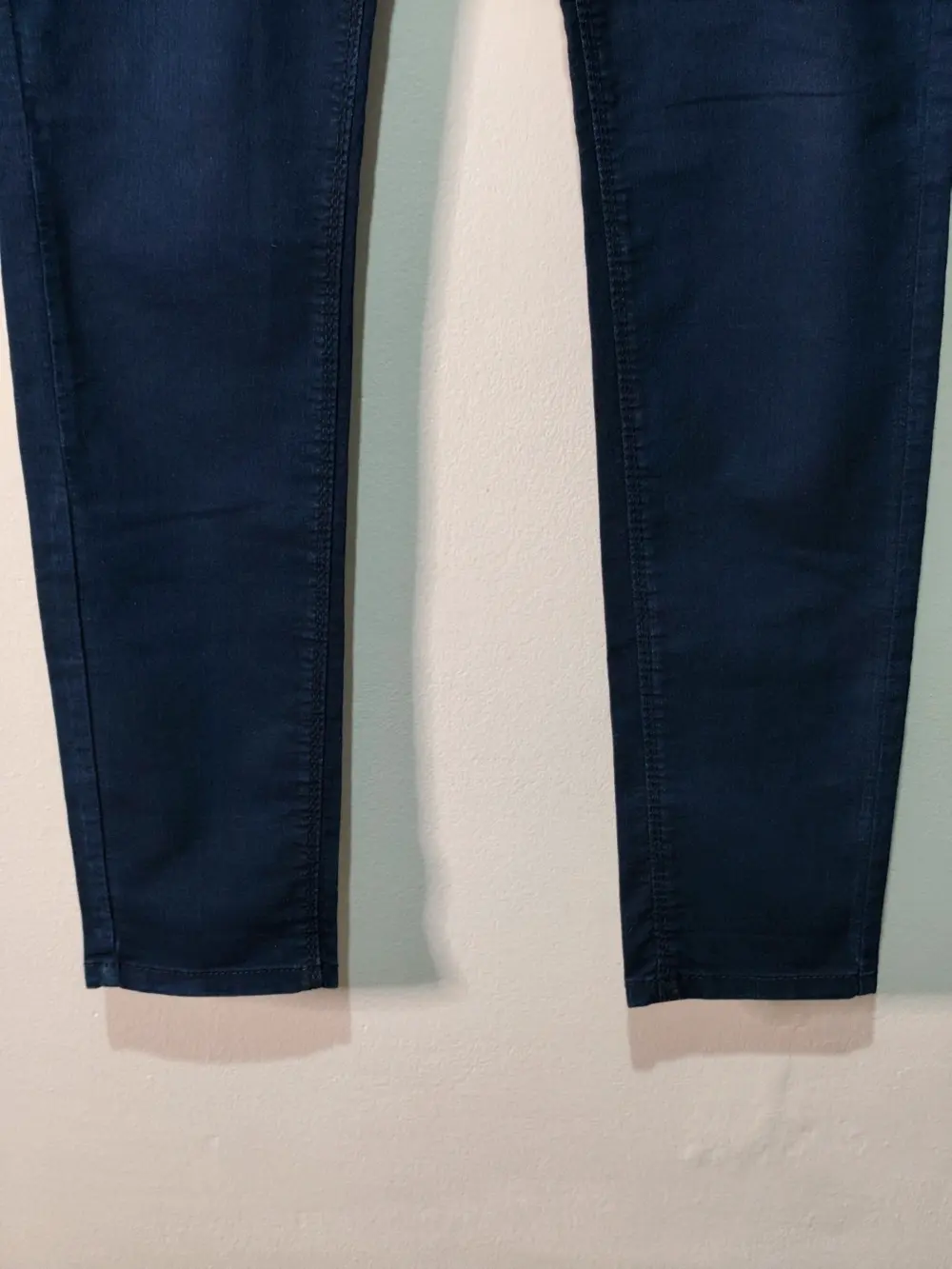 Pantalón vaquero Fornarina fabulous skinny azul marino talla 31 equivale a una M ver medidas, foto 2