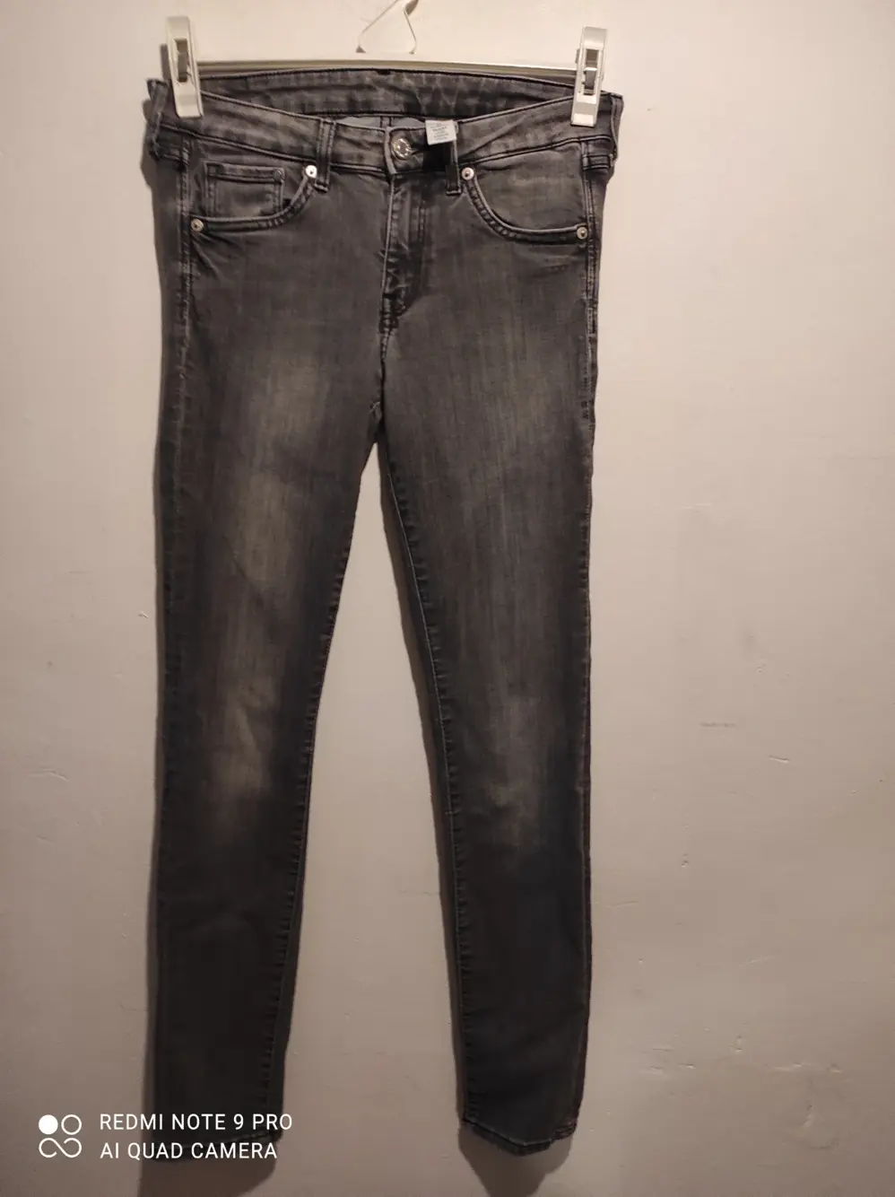 Pantalon vaquero H&M Denim