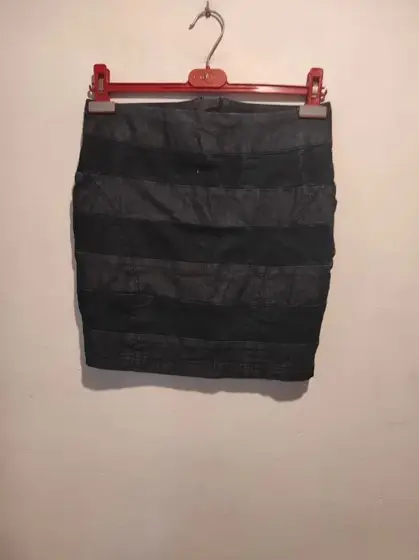 Falda pull&bear