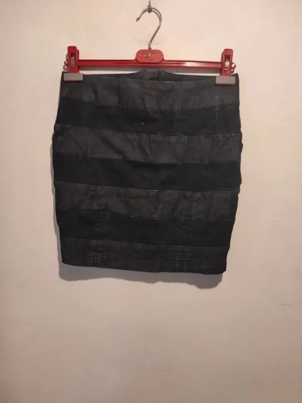 Falda pull&bear