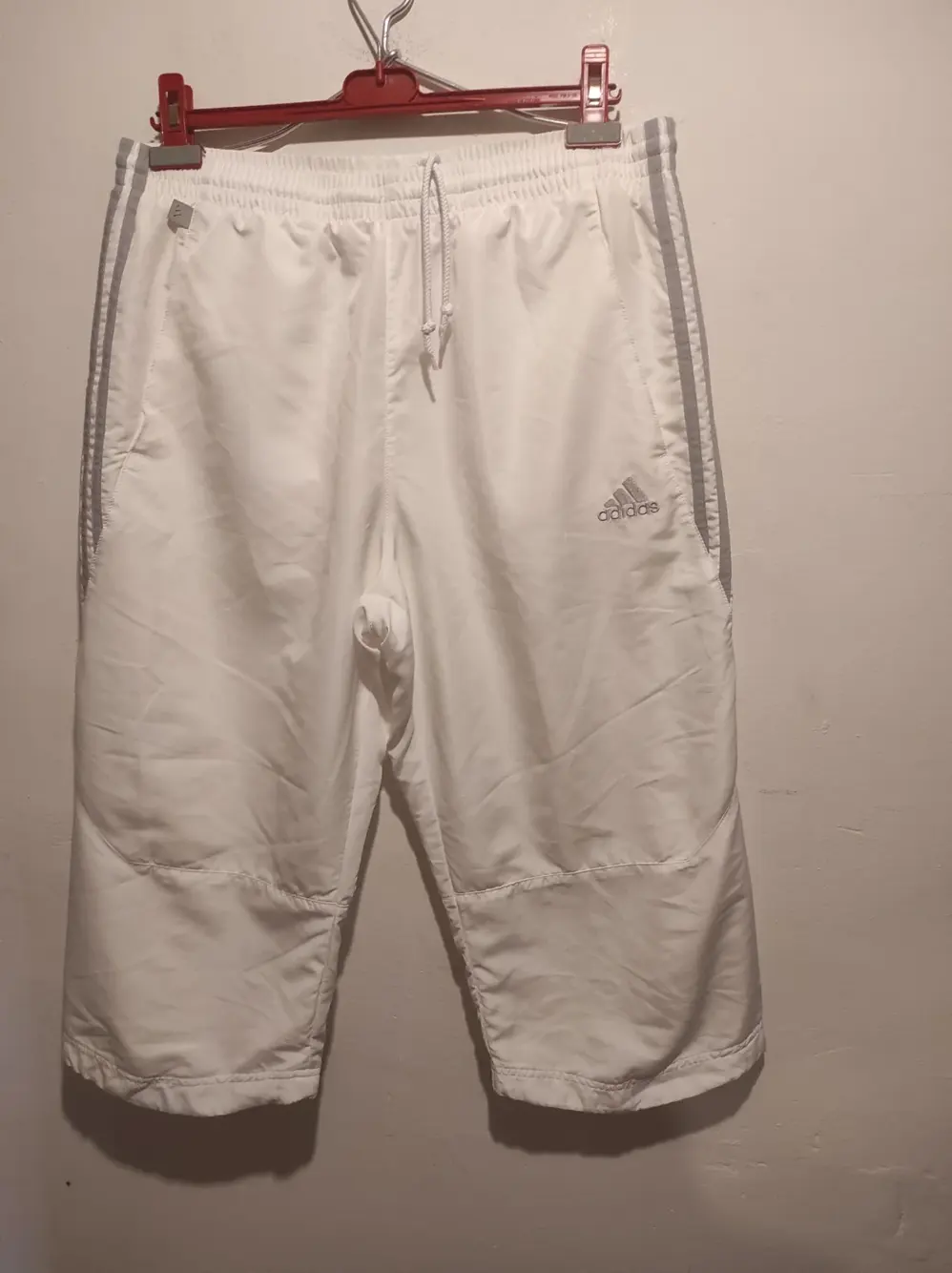 Pantalon corto hasta la rodilla Adidas
