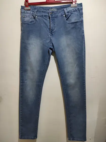 Pantalon vaquero elastico Fionina