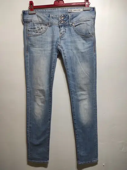 Pantalon vaquero Tommy Hilfiger talla L
