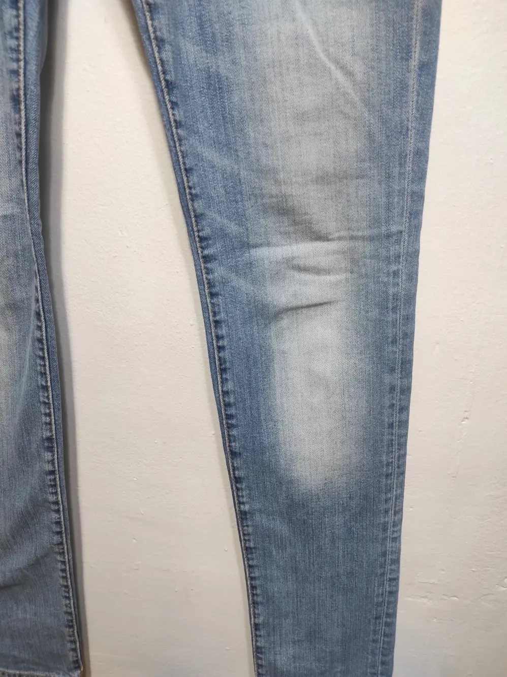 Pantalon vaquero Tommy Hilfiger talla L, foto 2