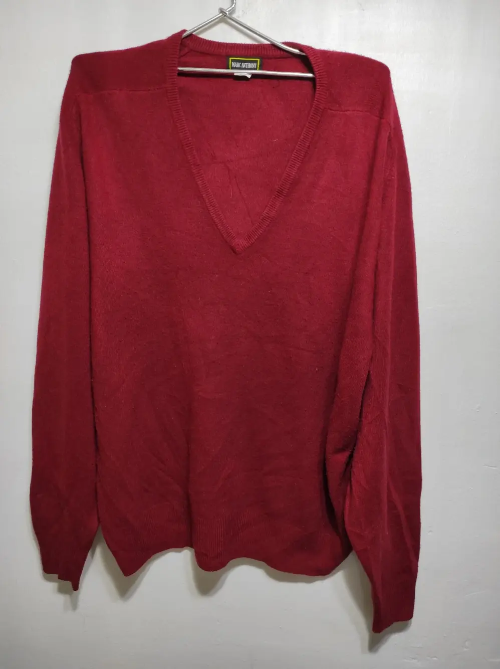 Jersey cuello de pico Marc Anthony talla L