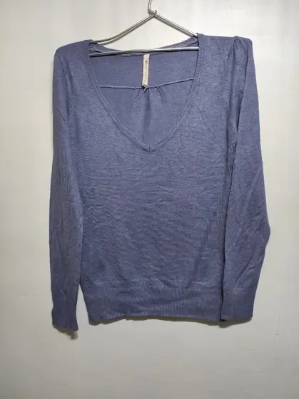 Jersey fino cuello de pico Bershka knitwear talla L