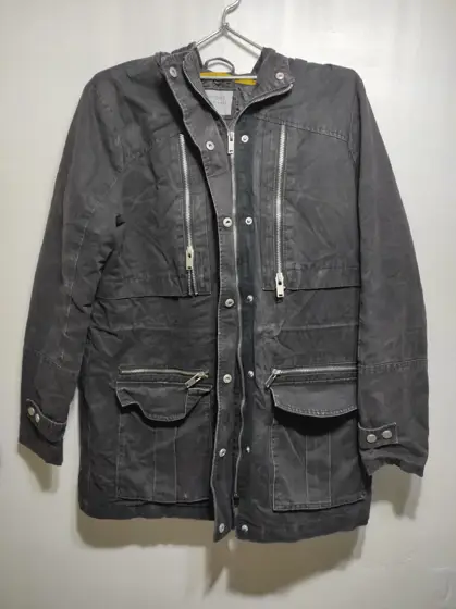 Chaqueta parka con capucha y cremallera Bershka outerwear talla L