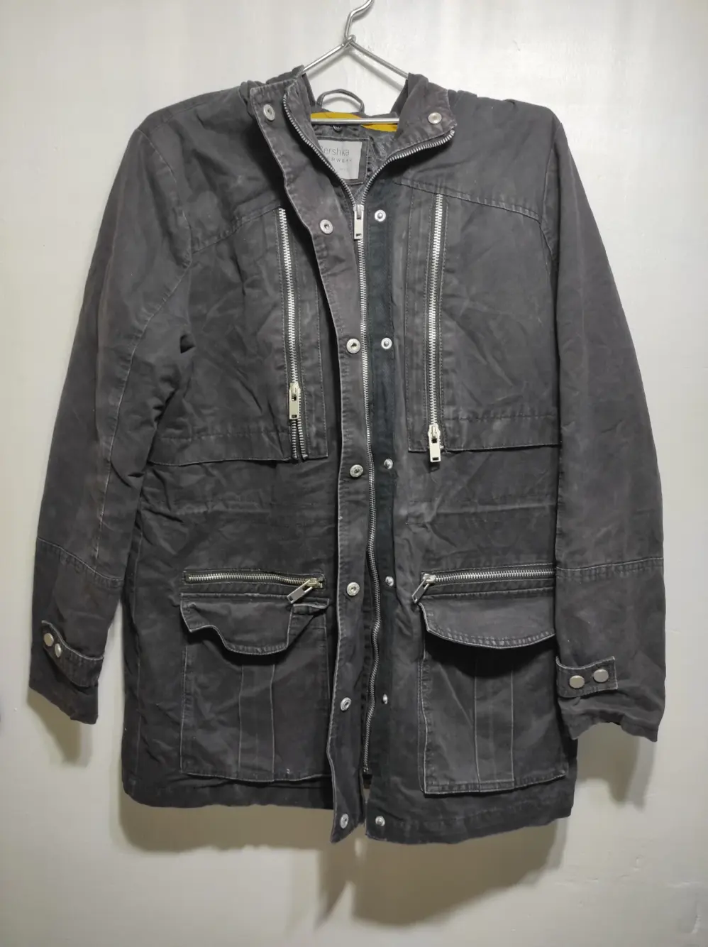 Chaqueta parka con capucha y cremallera Bershka outerwear talla L