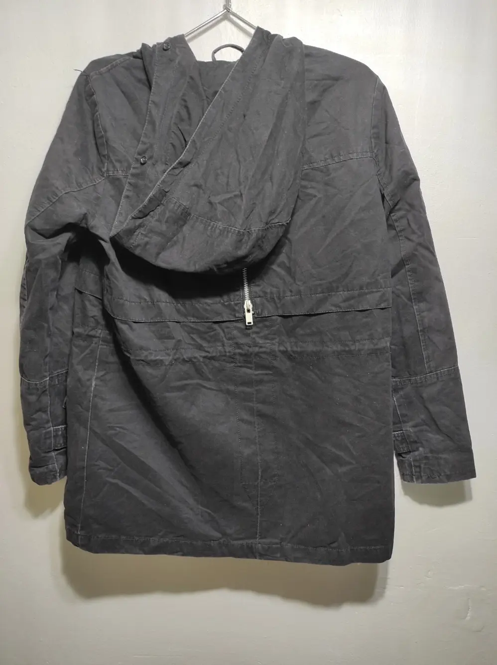 Chaqueta parka con capucha y cremallera Bershka outerwear talla L, foto 4