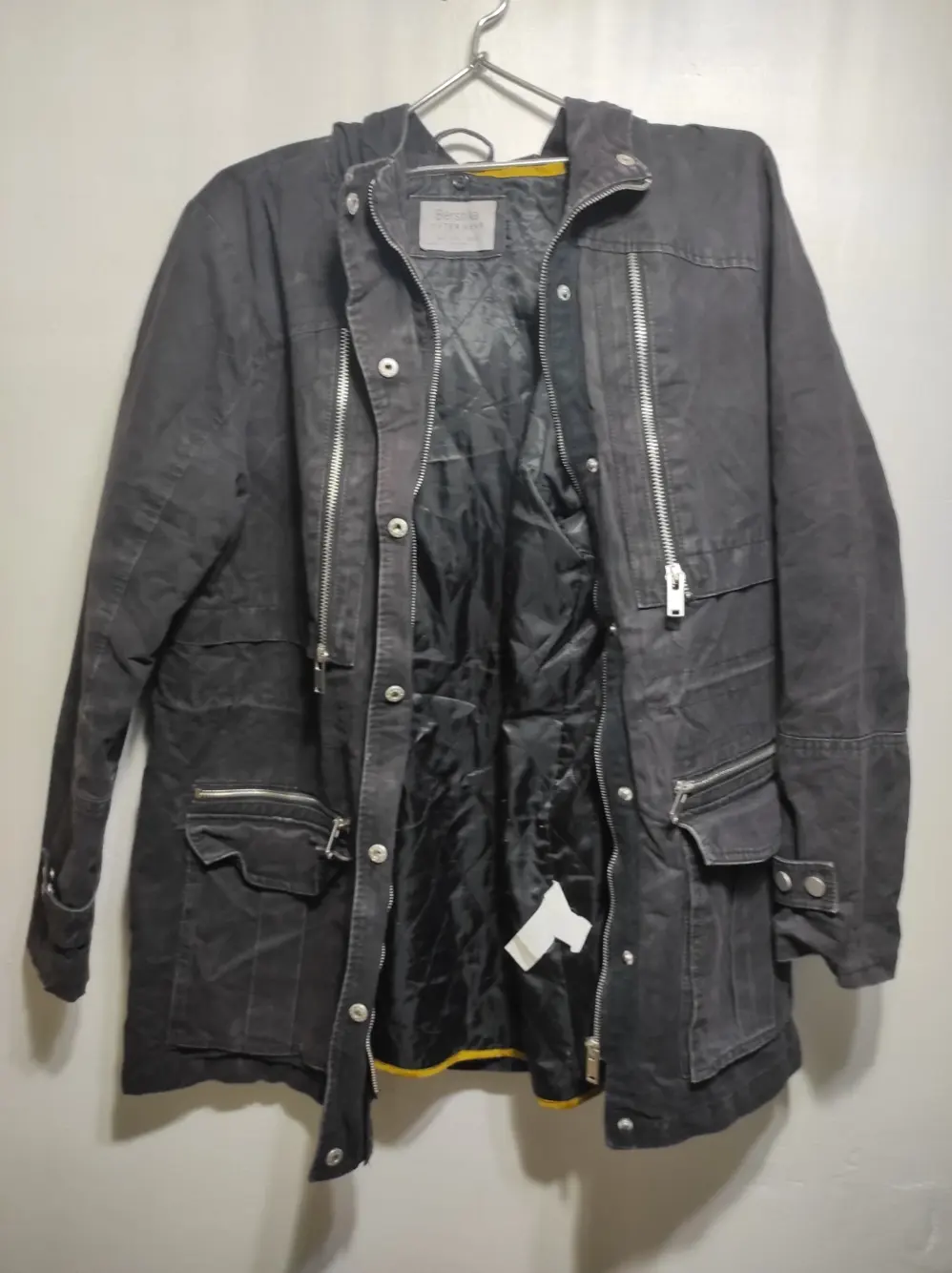 Chaqueta parka con capucha y cremallera Bershka outerwear talla L, foto 5