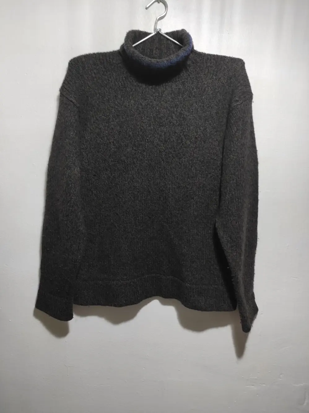 Jersey grueso cuello alto Springfield talla M