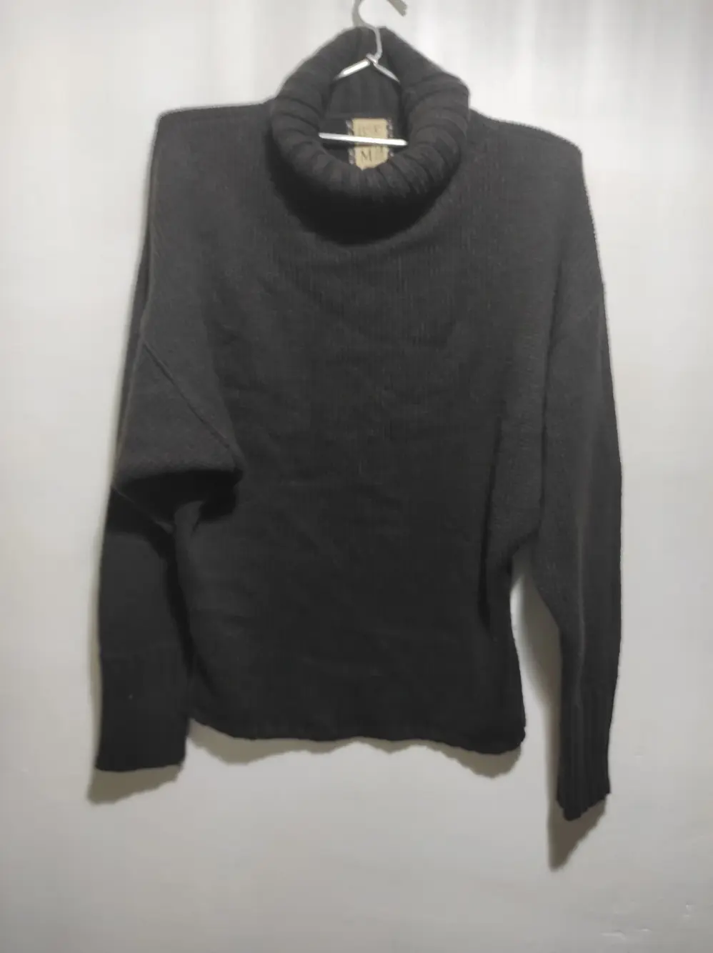 Jersey cuello alto Bershka talla M