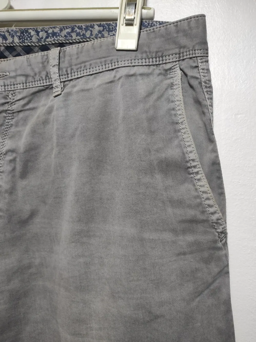 Pantalon Hugo Boss talla L, foto 3