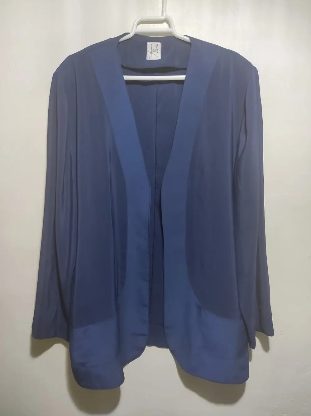 Chaqueta abierta entretiempo Basallo talla 48 pero mejor ver medidas