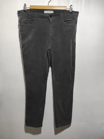 Pantalon pitillo Naf Naf talla 40