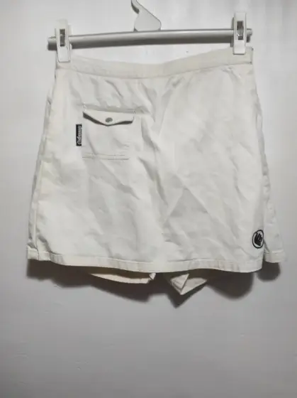 Pantalon corto tipo falda dunp talla S
