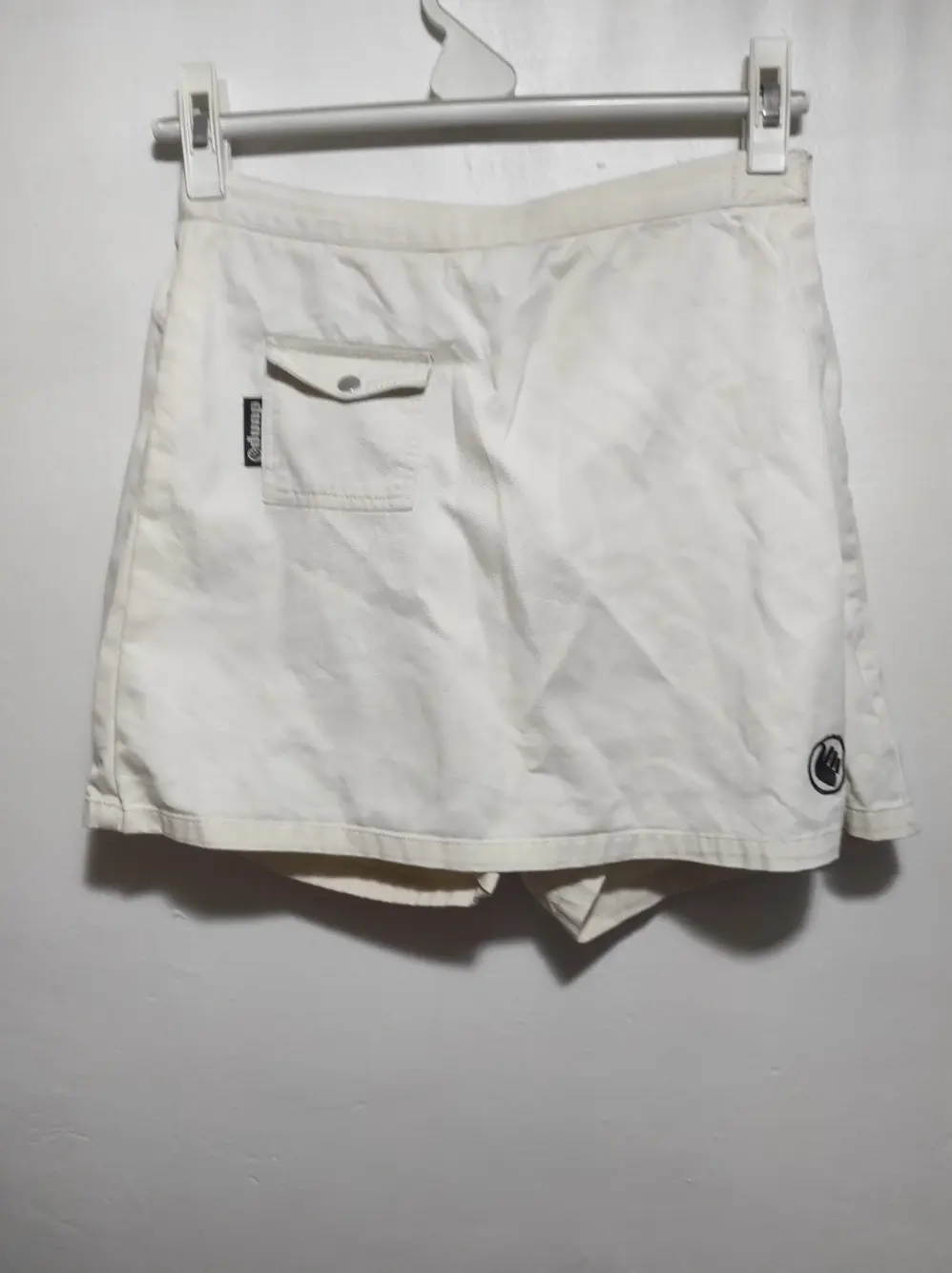 Pantalon corto tipo falda dunp talla S