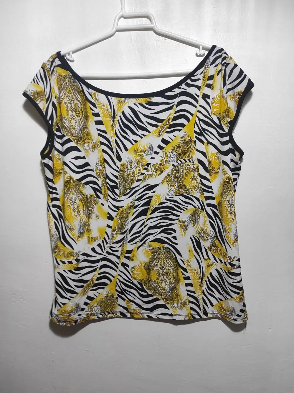 Camiseta blusa sin mangas tienda local talla XL, foto 3