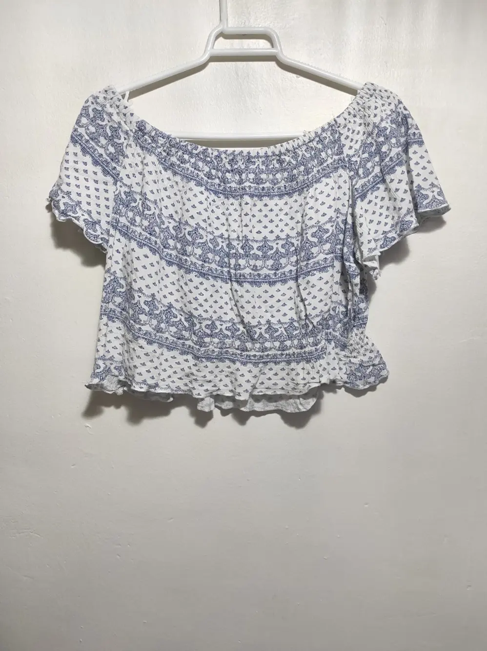 Camiseta crop top Bershka girl talla M, foto 3