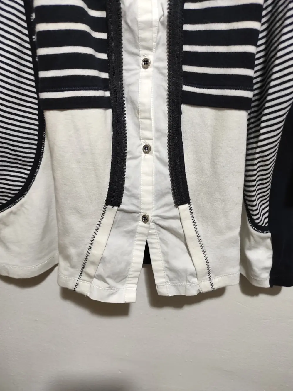 Jersey bagoraz manga 3/4 talla 5 sirve para L/XL ver medidas, foto 2