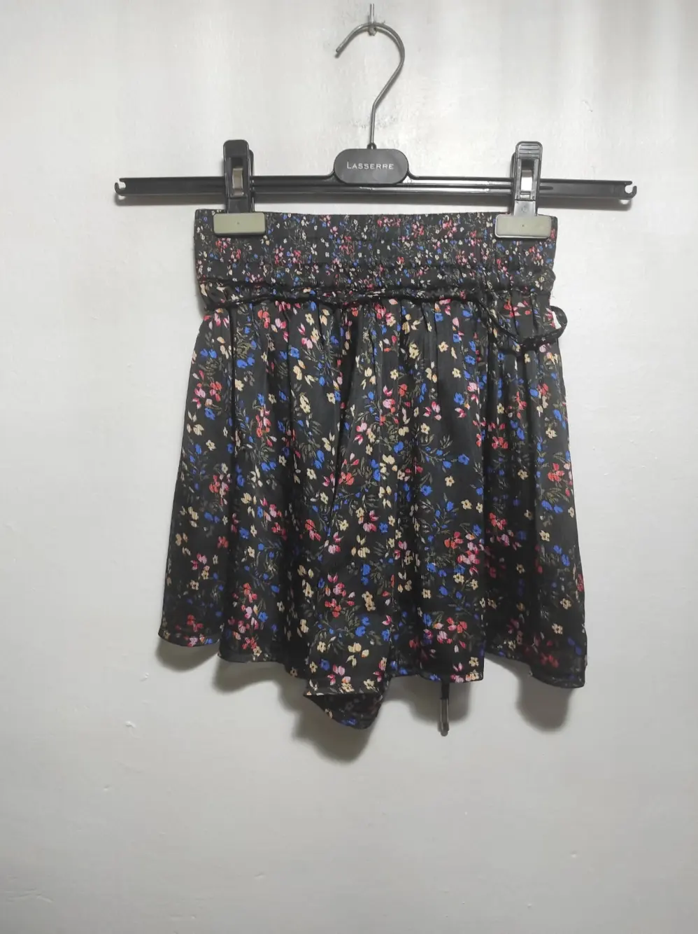 Pantalon short Bershka talla XS, foto 4
