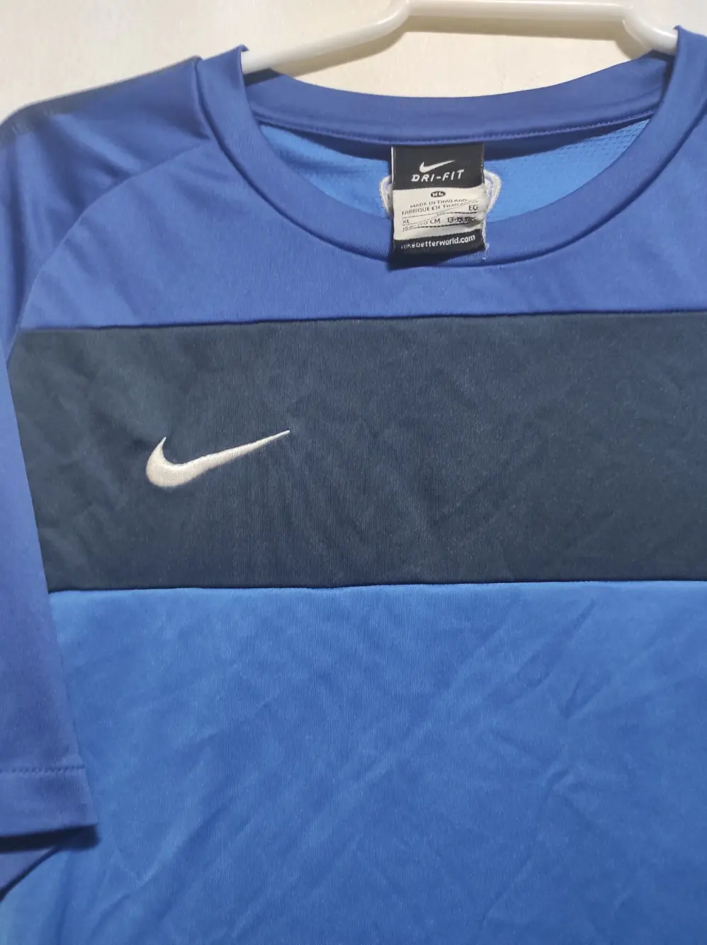 Camiseta manga corta Nike talla 158/170cm 15 años sirve para S, foto 2