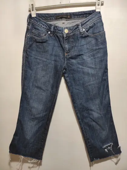Pantalon corto capri Zara woman talla M pero es mas una S ver medidas