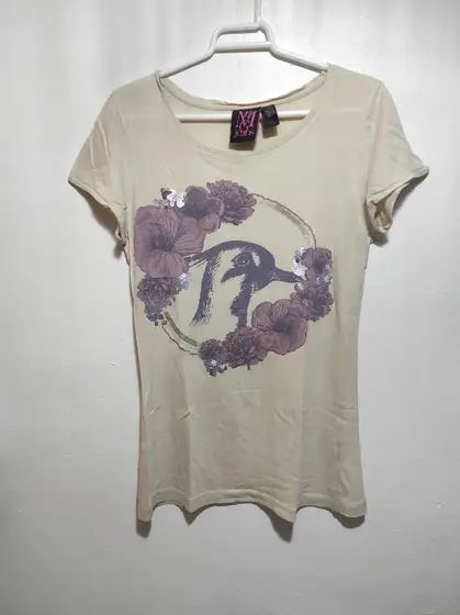 Camiseta manga corta con adornos Mango jeans talla M