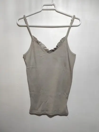 Camiseta sin mangas tirantes elastica Kiabi talla M