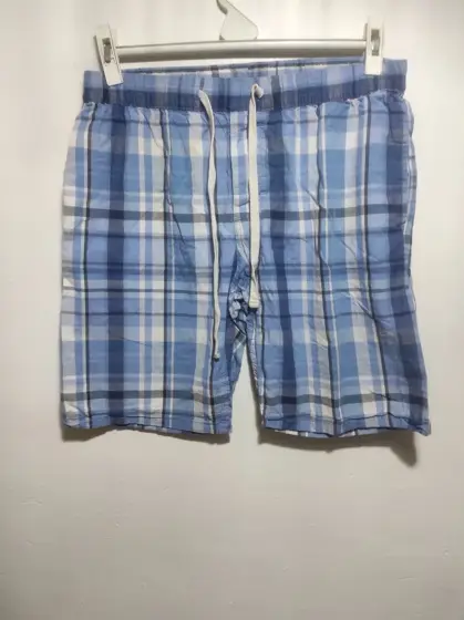 Pantalon corto a cuadros H&M talla S