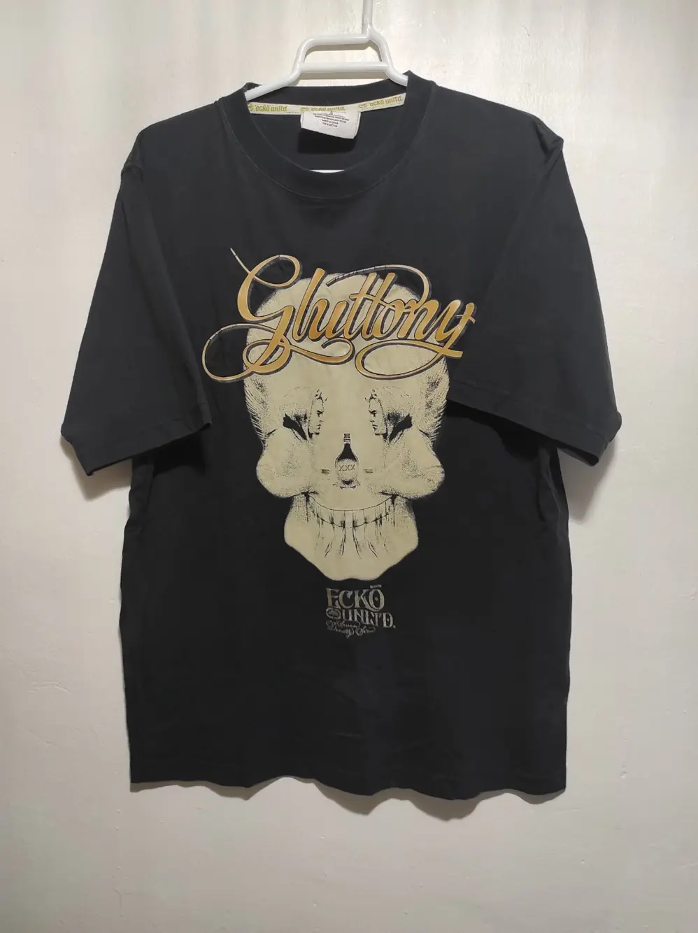 Camiseta manga corta ecko unltd talla S pero sirve para M