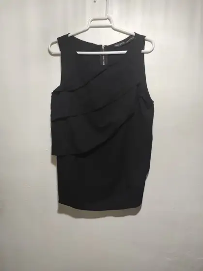 Camiseta blusa sin mangas Zara basic talla M