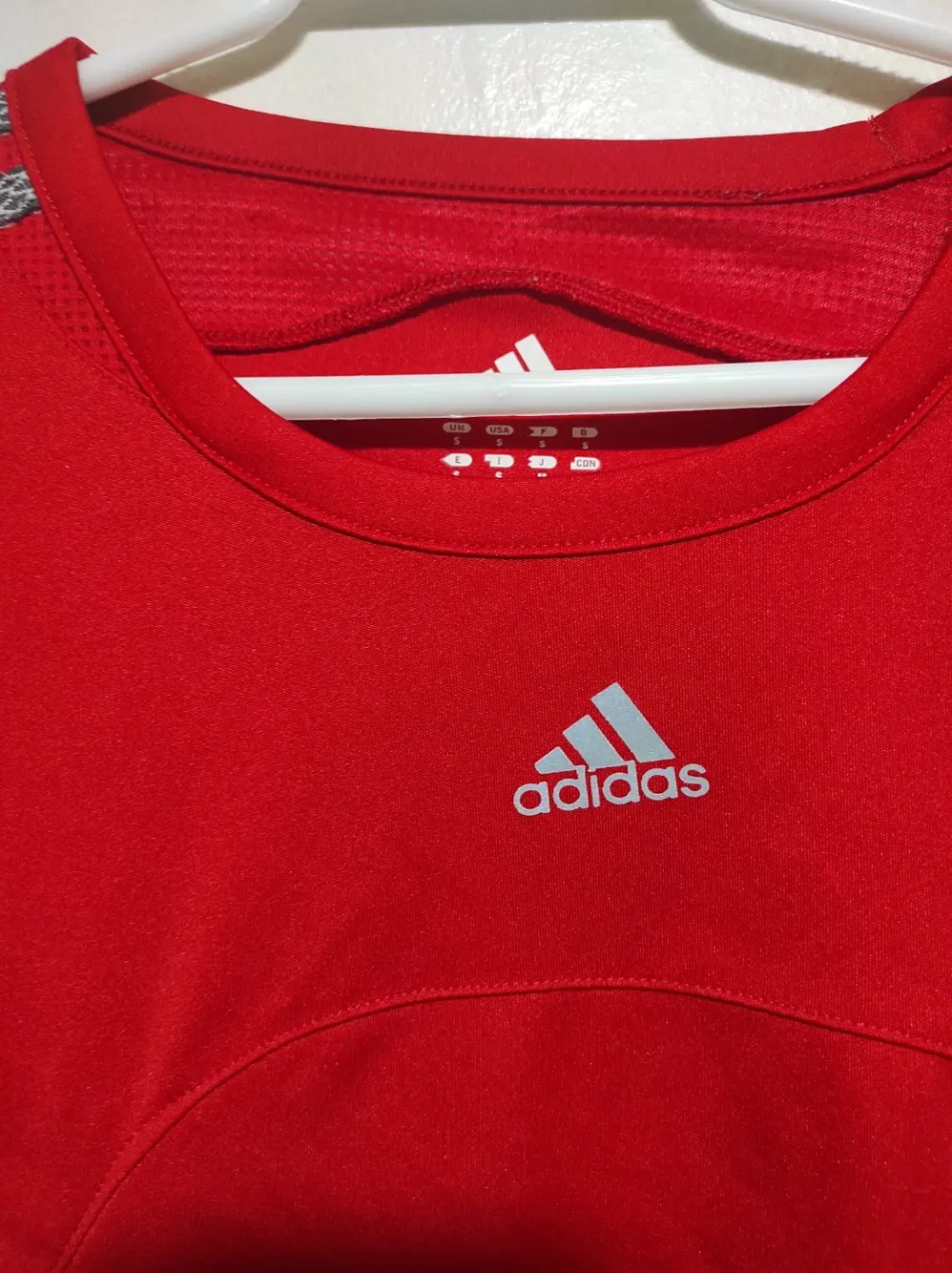 Camiseta tecnica manga corta Adidas talla S, foto 2