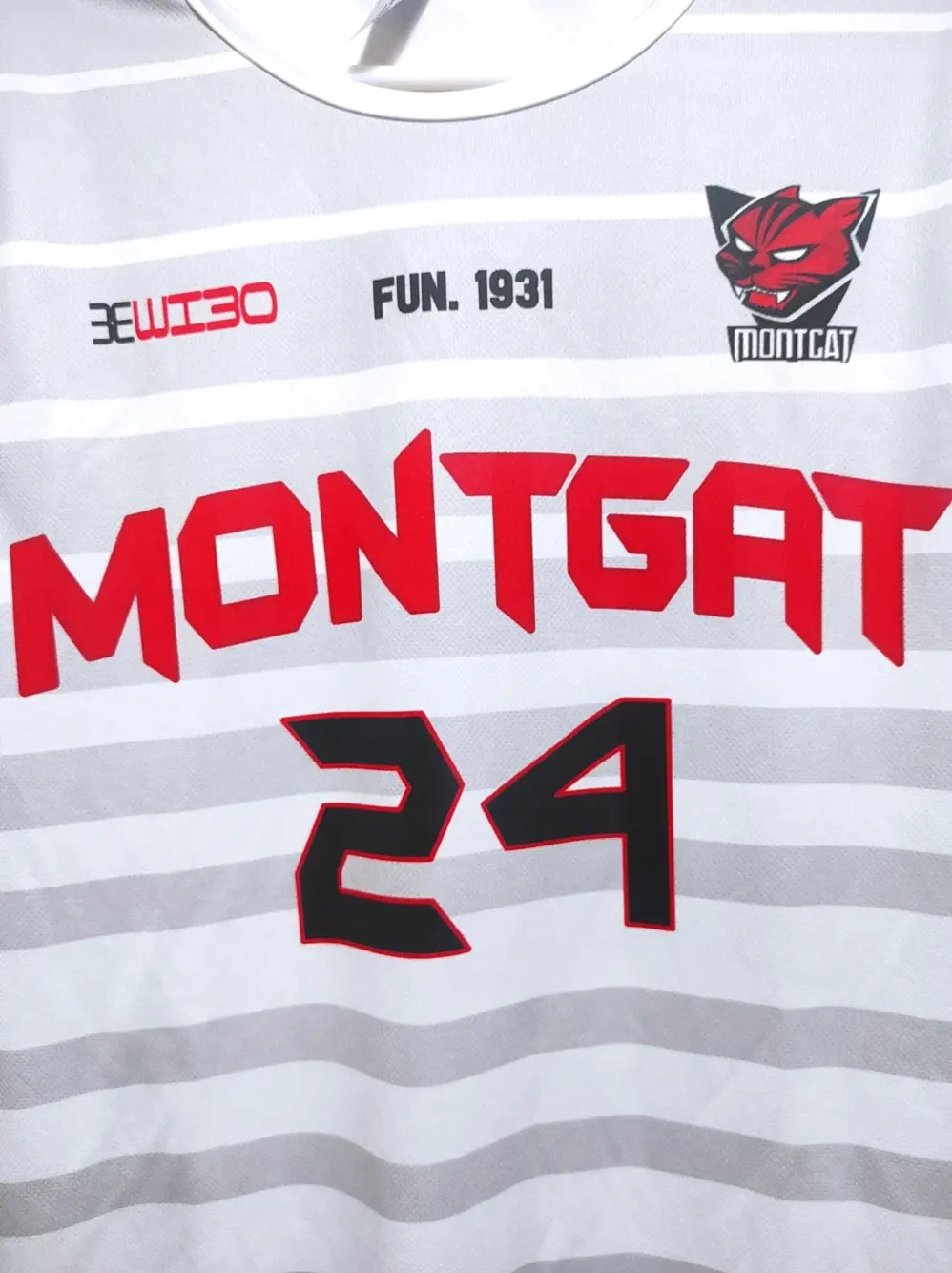 Camiseta Montgat basket Arnau S. 24 talla L, foto 3