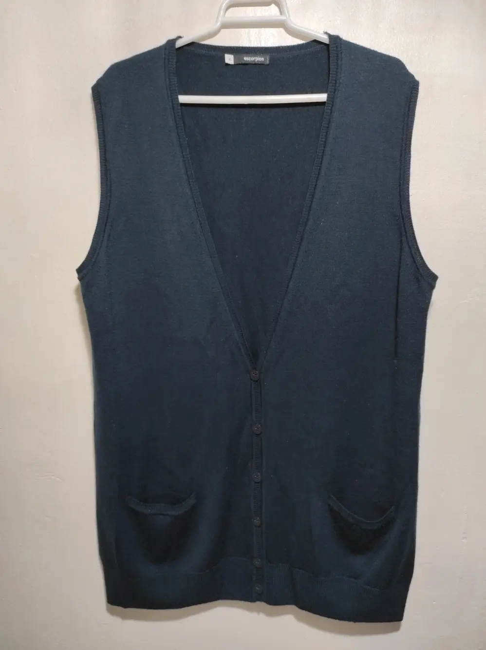 Suèter Escorpion talla XL