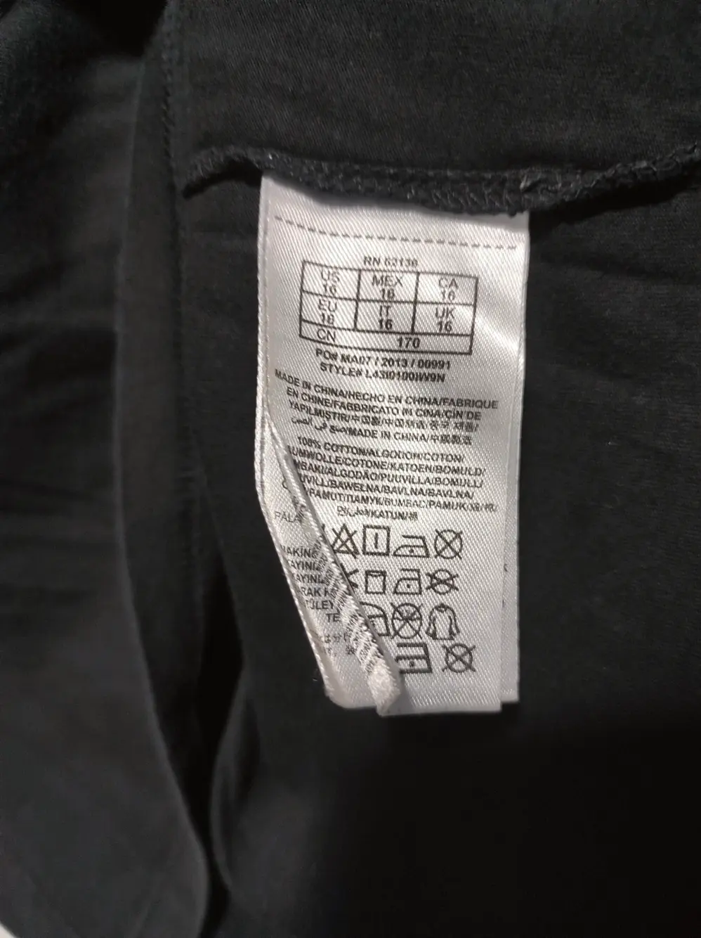 Camiseta manga larga Guess talla 16 sirve para M ver medidas, foto 3