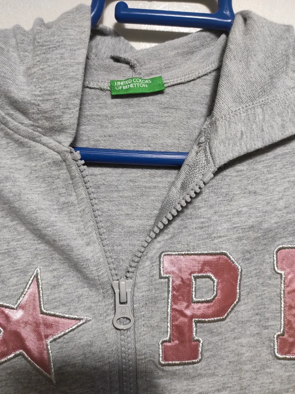 Sudadera con capucha y cremallera United colors of Benetton talla 140cm 8/9años, foto 4