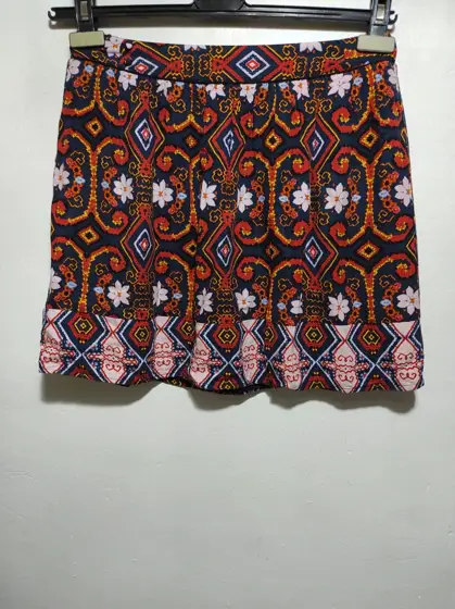 Falda estampada naf naf talla 38