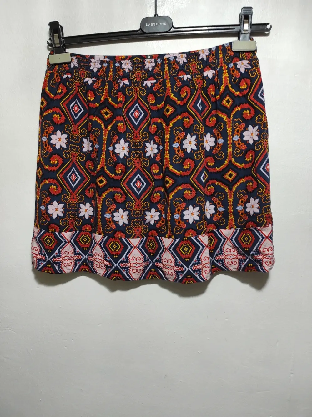 Falda estampada naf naf talla 38, foto 2