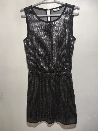 Vesido informal negro Only talla 36 S