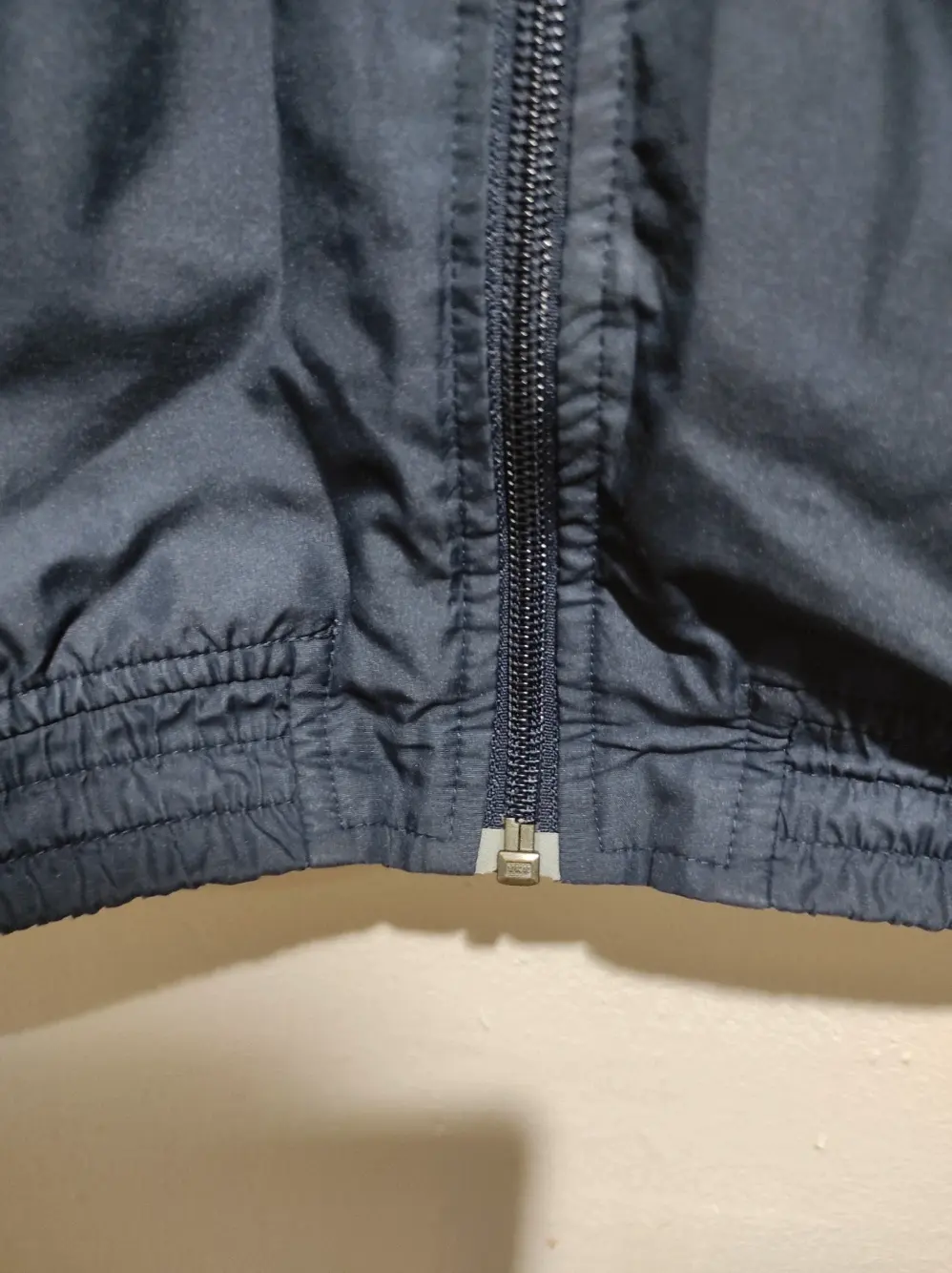 Chaqueta chandal Adidas talla L sirve para M ver medidas, foto 3