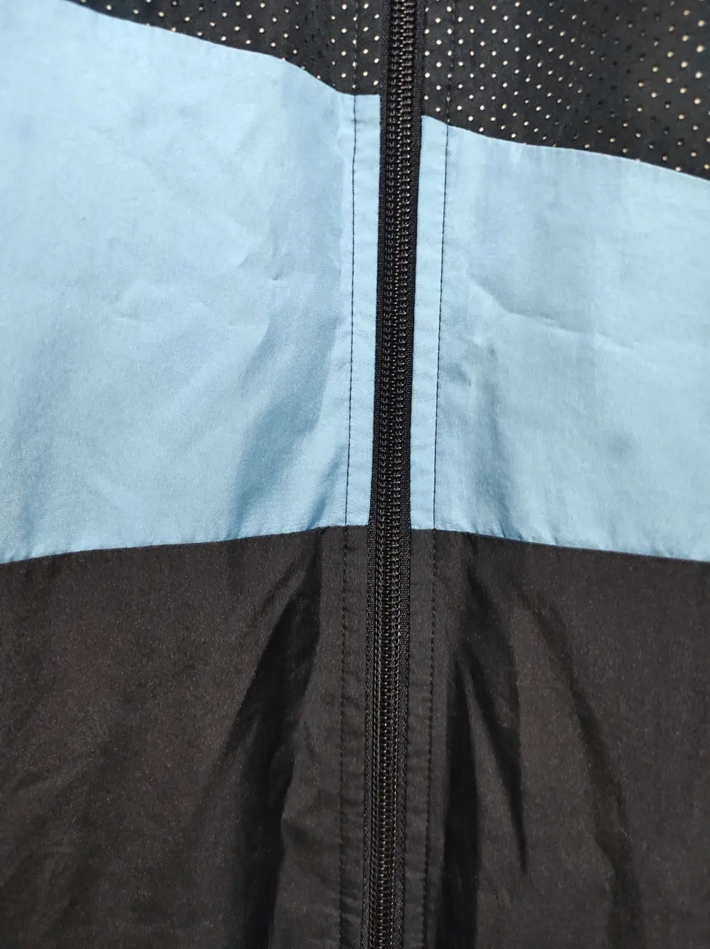 Chaqueta chandal Adidas talla L sirve para M ver medidas, foto 4